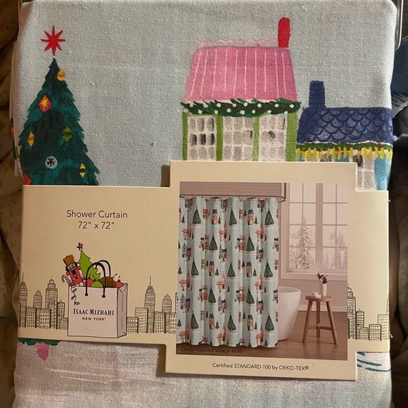 Shower Curtain ISAAC MIZRAHI CHRISTMAS HOLIDAY HOUSES SNOW 72” by 72” pastel - Picture 1 of 6